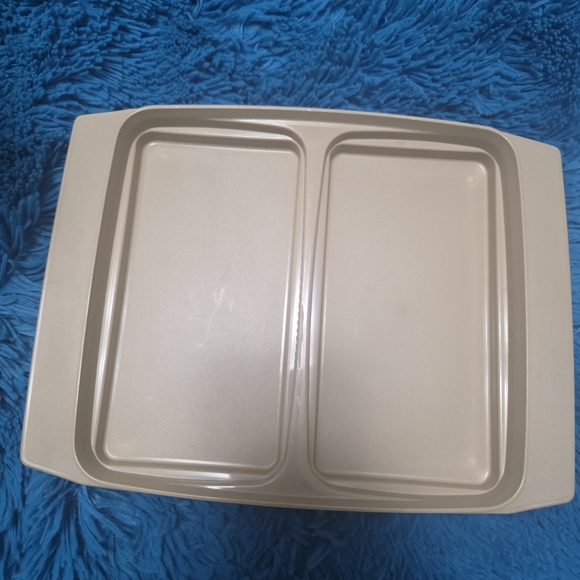Tupperware Deviled Egg Carrier With Trays/lid VINTAGE - Picture 3 of 10